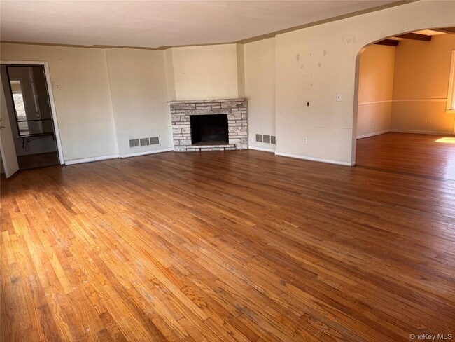 116 Williams Ave