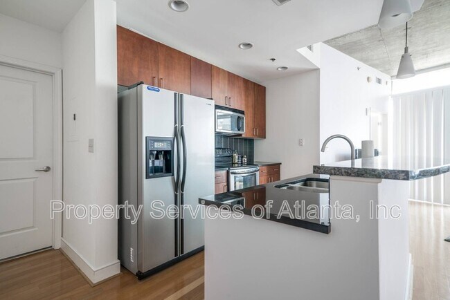 Photo - 950 W Peachtree St NW Unit 1710