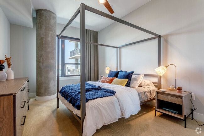 2BR, 2BA - 1,294SF