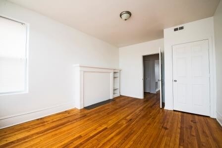 Photo - 7053 S St Lawrence Ave