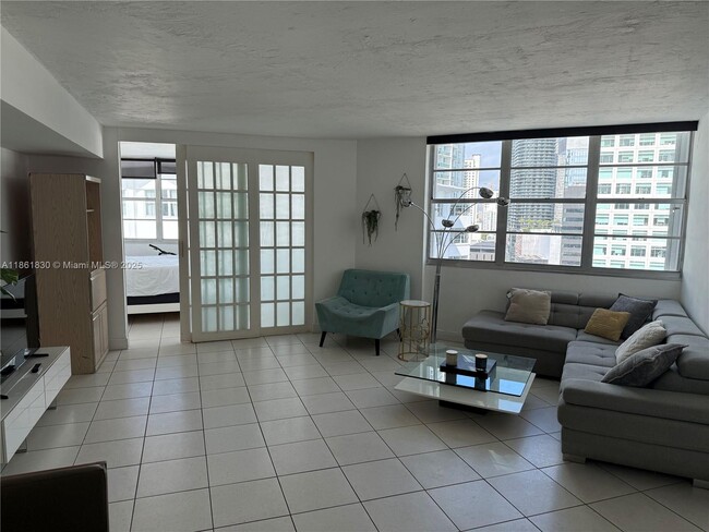 Photo - 801 Brickell Bay Dr Unit 2064
