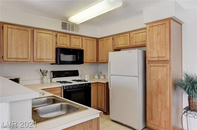 Photo - 5710 E Tropicana Ave Unit 2072