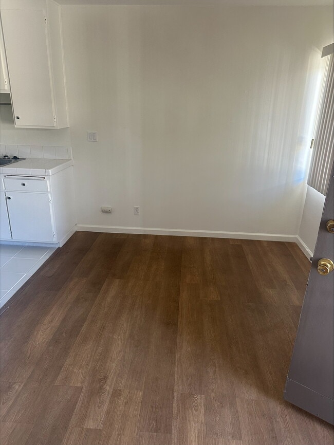 Photo - 3435 Jasmine Ave