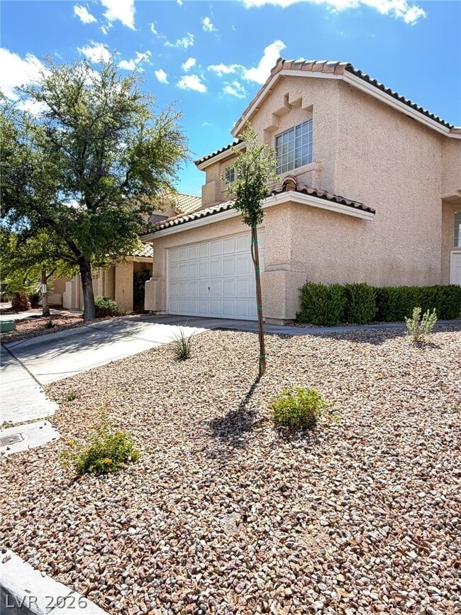Photo - 2437 Twin Flower Cir