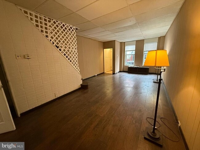 Building Photo - 1816 S Chadwick St