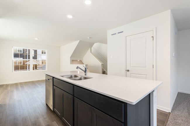 Photo - 1059 Briar Gln Ct