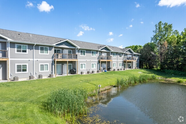 Building Photo - Edgewater III Villas Rental