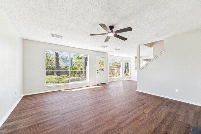 Photo - 18603 Timber Twist Dr