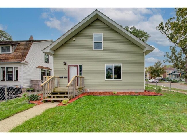 Photo - 1 Bedroom 1 Bath plus Den/Home Office Blocks from Bde Maka Ska Unit 2