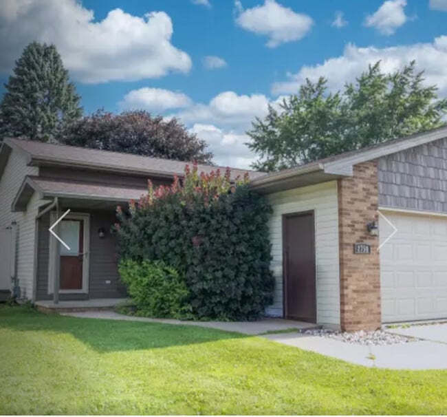 Building Photo - 2750 W Parkmoor Ct Rental