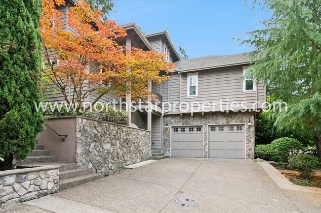 Building Photo - New Exquisitely Designed Dream Home in Lake Oswego.