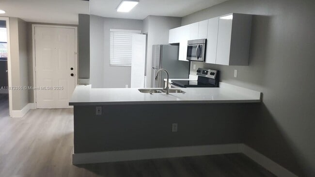 Photo - 9934 Nob Hill Ln Unit 9934