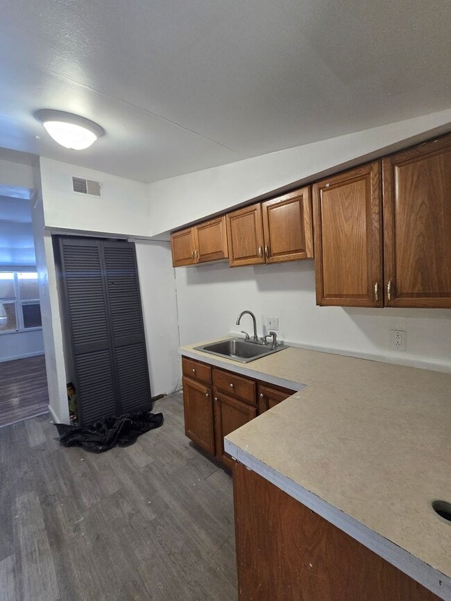 Photo - LIMITED TIME**NO APPLICATION FEE**1/2 OFF DEPOSIT**