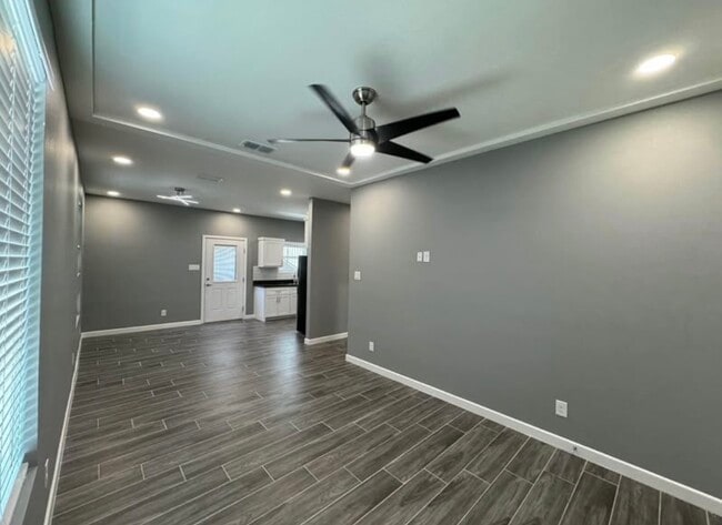 Photo - 1808 Angelina Dr Unidad 6