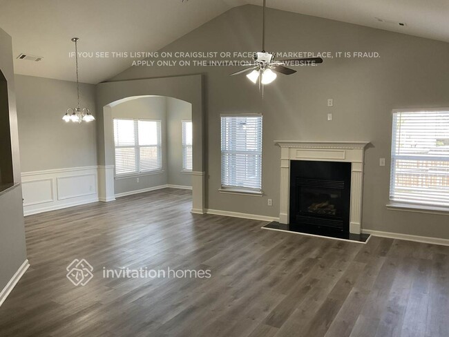 Photo - 5058 Manning Dr