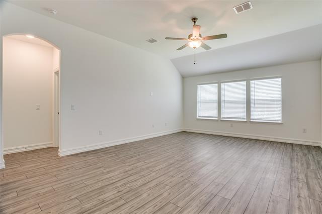 Photo - 3617 Cadogan St