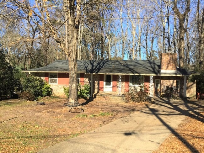 West Athens 4br House for Rent - West Athens 4br House for Rent