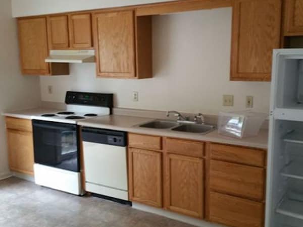 Photo - Covington Cove Apartments