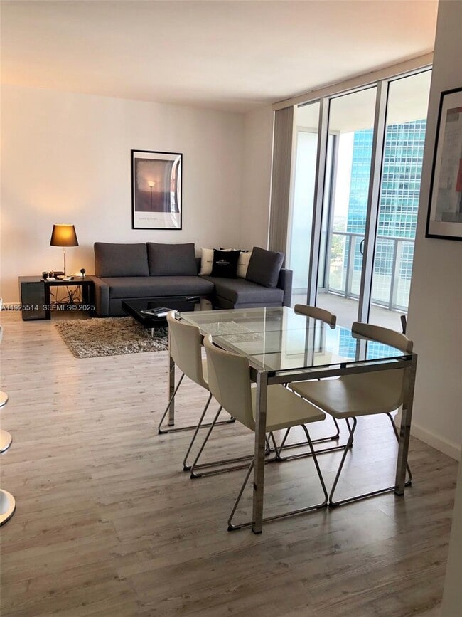 Photo - 1300 Brickell Bay Dr Unit 3500