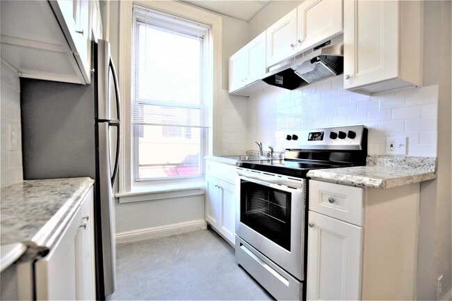 Building Photo - 537 Washington St Unit 1 Rental