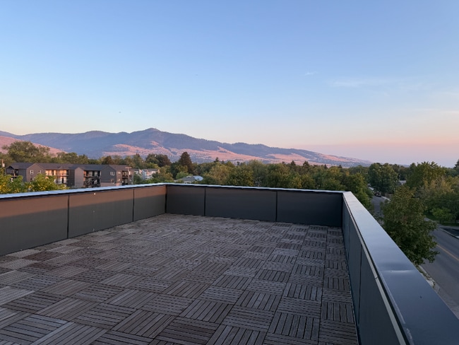 Photo - 680 S Johnson St Unit 1