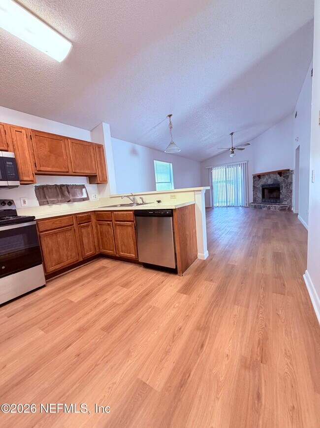 Photo - 8742 Pinevalley Ln