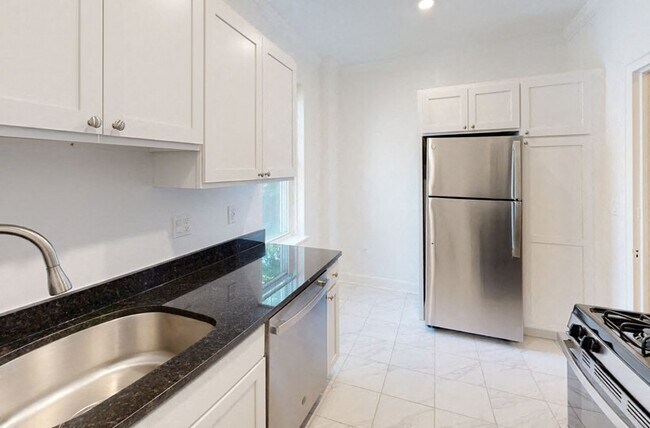 Photo - 77 Kilsyth Rd Unit 1