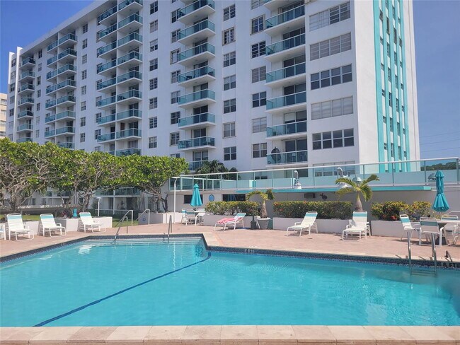 Photo - 2841 NE 163rd St Unit 1002