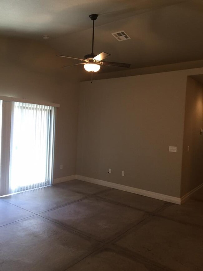 Photo - 1517 N Nickelton St