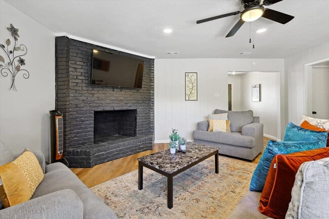 Photo - 405 Tate Cir Unidad ID1019594P