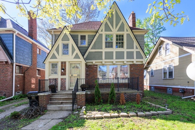 Building Photo - 4341 Glendale Ave