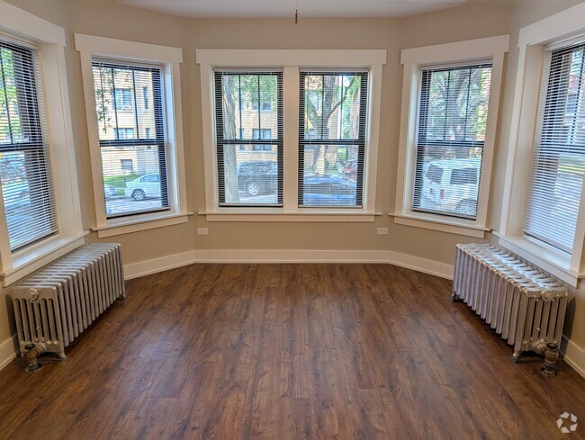 Building Photo - 2057 W Arthur Ave Unit 1 Rental