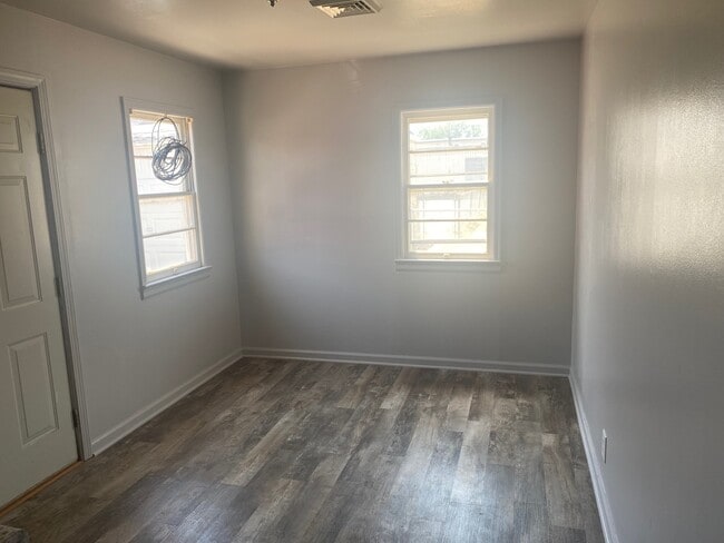 Photo - 607 Morgan Ave