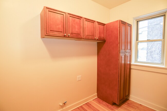 Photo - 1201 W Waveland Ave Unidad 3