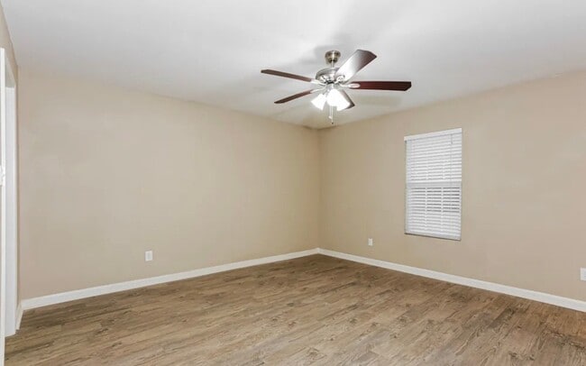 Photo - 2309 Tallowood Ct