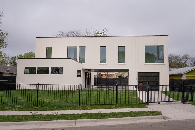 Photo - 4906 Aberdeen Cir