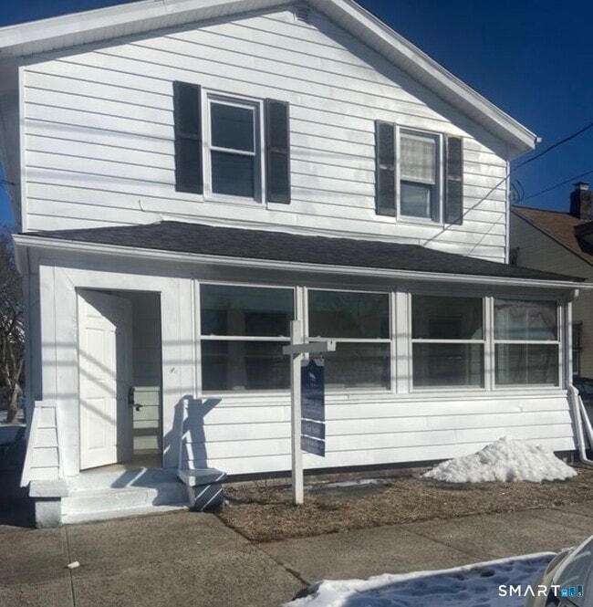 Building Photo - 43 Whiting St Unit 1