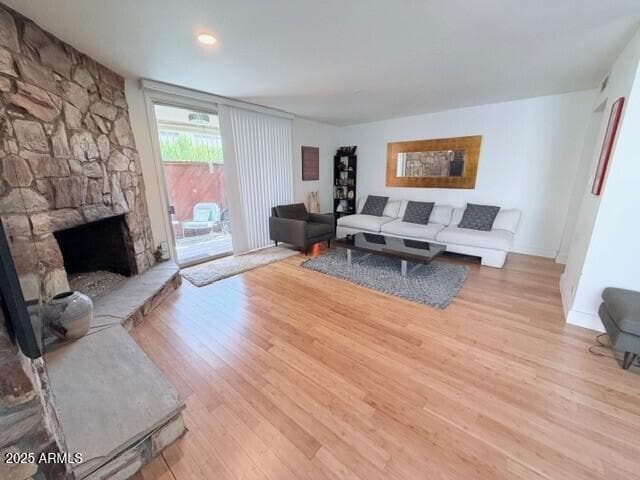 Photo - 6943 E 3rd St