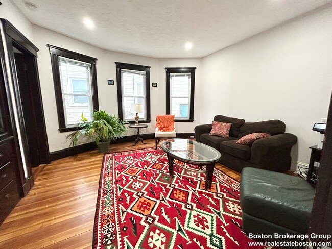 Photo - 33 Sudan St Unit #1