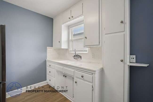 Photo - 3828 Carolina Street