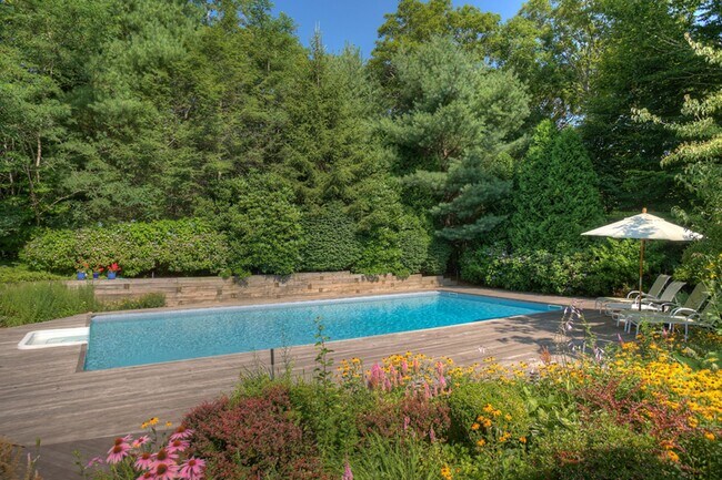 Photo - 123 Wilderness Trail