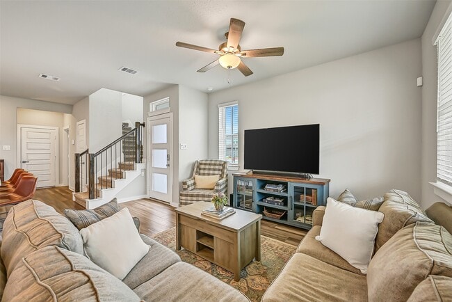 Photo - 2403 Bay Breeze Dr