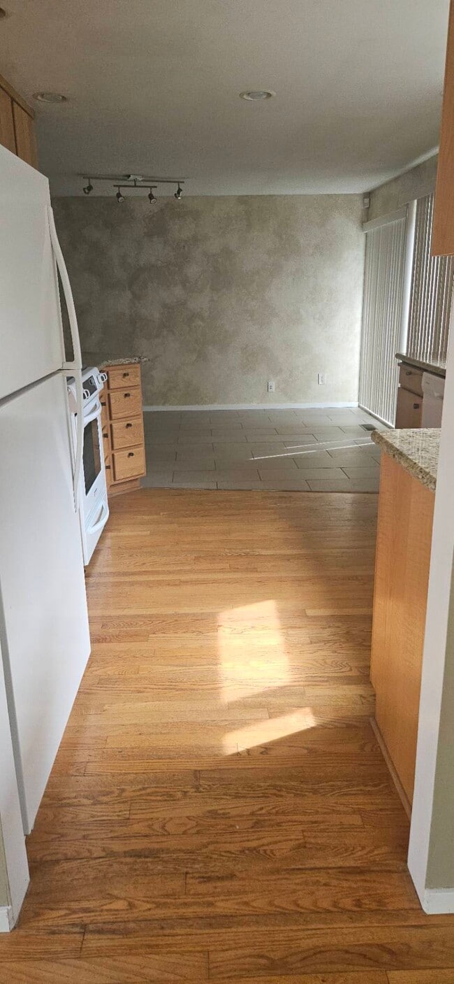 Photo - 16248 NE 29th St