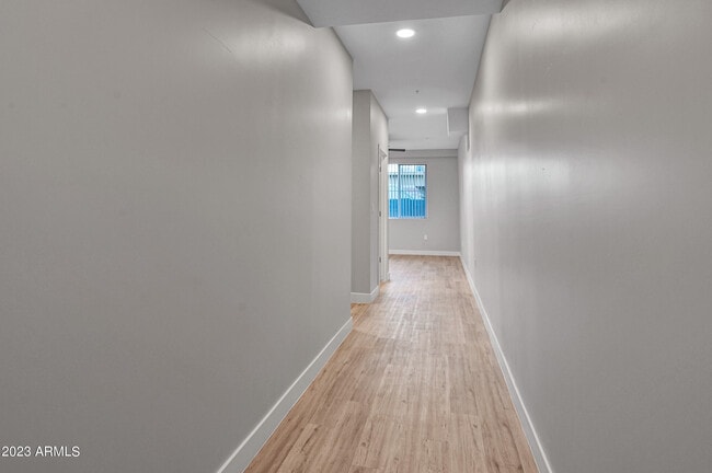 Photo - 1023 W 5th St Unit 1012