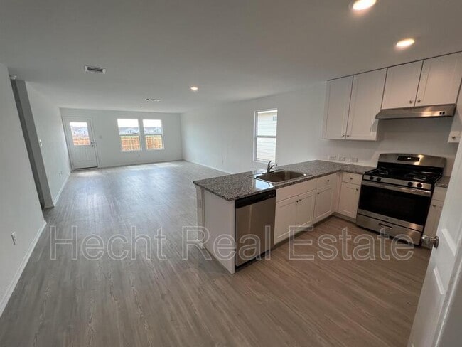 Photo - 2938 Shore Lark