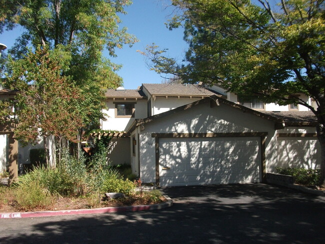 3 Bedroom Townhouse in South San Jose - 3 Bedroom Townhouse in South San Jose