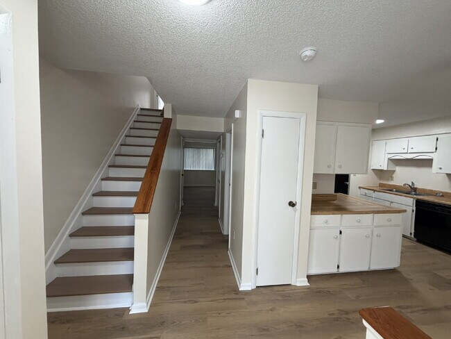 Photo - Townhouse for Rent Unit 51