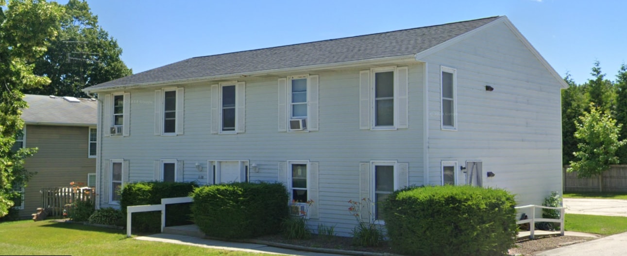 Photo - 2411 Camelot Blvd Apartments Unit A
