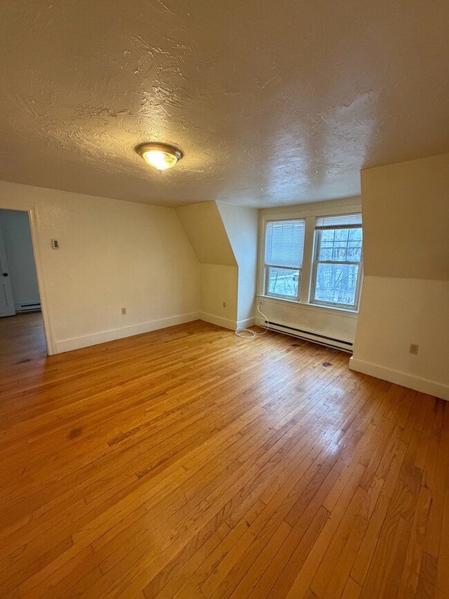 Photo - 43 Sutton St Unit 43B