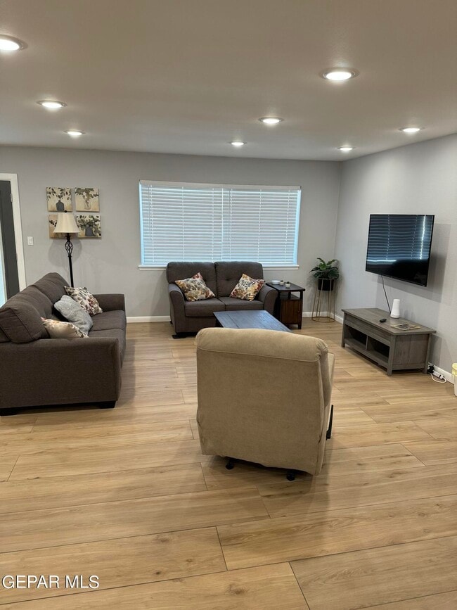 Photo - 8701 Grover Dr